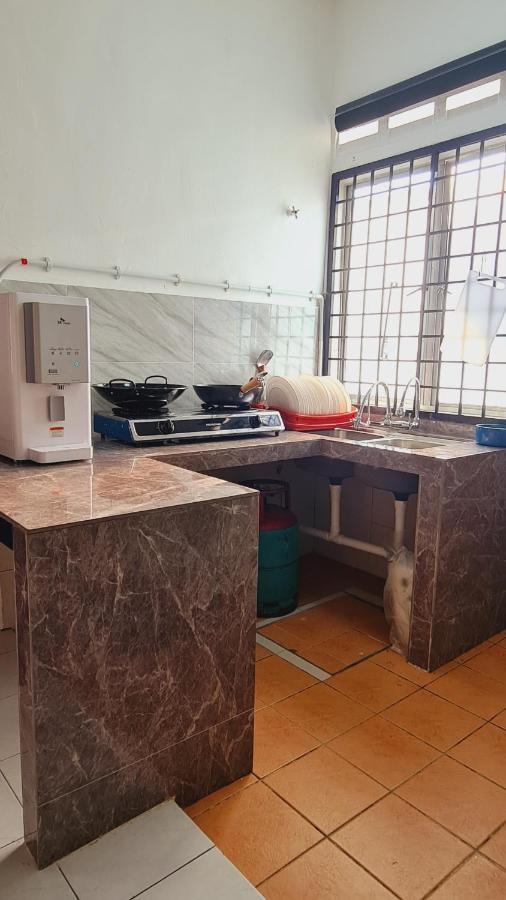 Villa Anjung Klia House 72 With Neflix Banting  Esterno foto