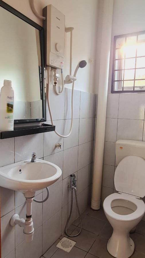 Villa Anjung Klia House 72 With Neflix Banting  Esterno foto