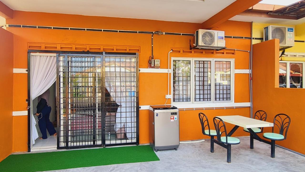 Villa Anjung Klia House 72 With Neflix Banting  Esterno foto
